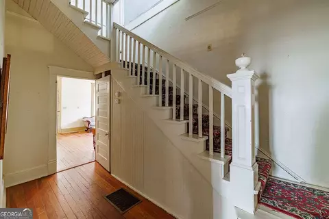 Entry Way - 2351 Elder Ext Rd, Bishop, GA 30621 photo 5 of 6