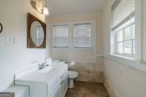 Bath - 2351 Elder Ext Rd, Bishop, GA 30621 photo 5 of 5