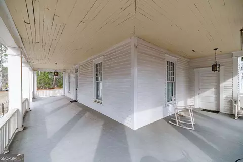 Exterior - 2351 Elder Ext Rd, Bishop, GA 30621 photo 7 of 13
