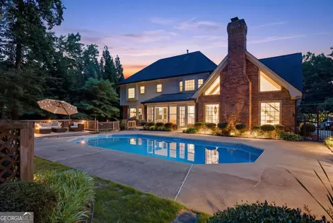 395 Spindle Ct, Sandy Springs, GA 30350
