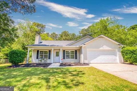 1447 Millstone Ct, Bethlehem, GA 30620