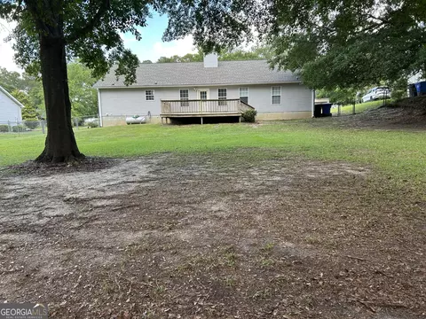 Exterior - 111 Mockingbird Dr, Dublin, GA 31021 photo 5 of 6