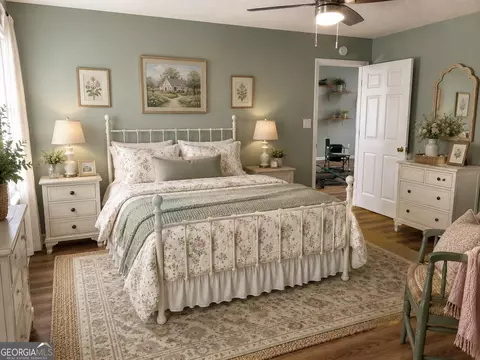 Bedroom - 111 Mockingbird Dr, Dublin, GA 31021 photo 4 of 5