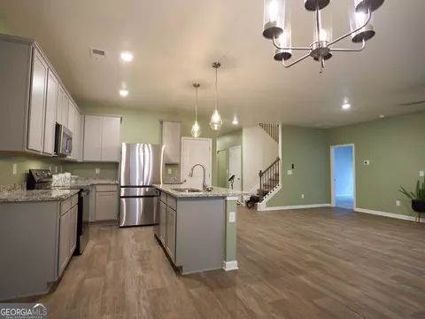 Kitchen - 110 Corn Field Cir, Perry, GA 31069 photo 1 of 1