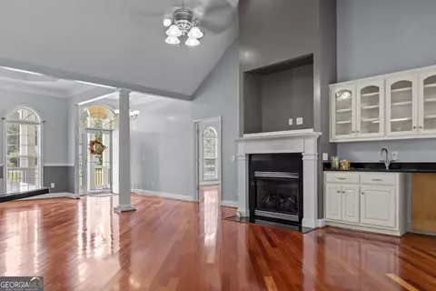 Living - 120 Copper Creek Dr, Lagrange, GA 30240 photo 2 of 3