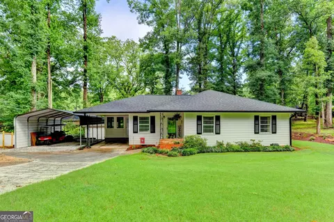 307 Pine Cir, Monroe, GA 30655
