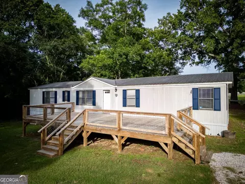 50 Clark Cir, Lexington, GA 30648