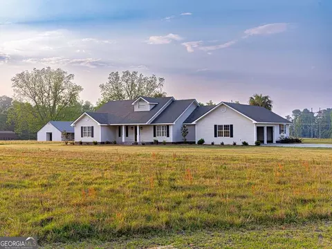7837 Val Del Rd, Adel, GA 31620