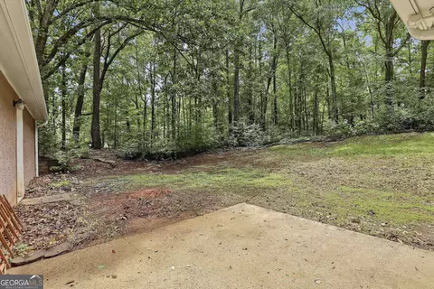 Exterior - 85 Apache Pointe Dr, Senoia, GA 30276 photo 2 of 7