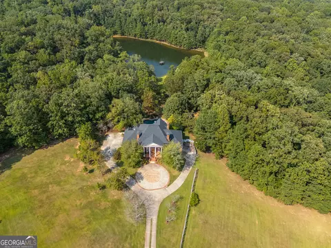 3646 Oak Hill Rd, Douglasville, GA 30135