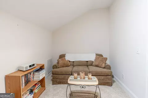 Bedroom - 123 Regency Cir, Pooler, GA 31322 photo 4 of 6