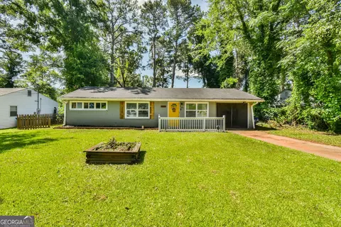 3449 Pinehill Dr, Decatur, GA 30032