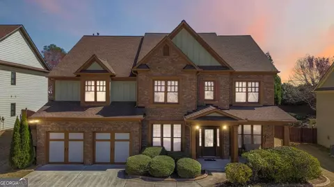 1340 Waverly Glen Dr, Alpharetta, GA 30004