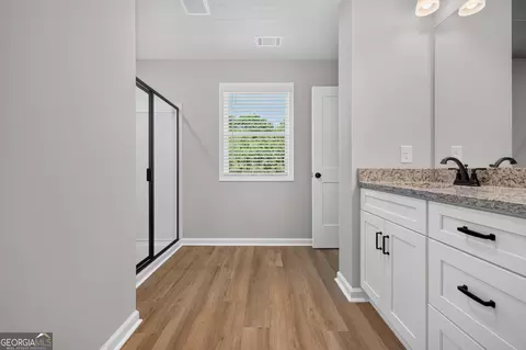 Entry Way - 354 Flying Eagle Dr, Commerce, GA 30529 photo 1 of 1