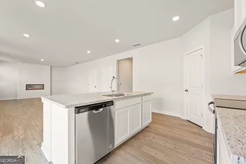 Kitchen - 8038 Dickens Dr, Fairburn, GA 30213 photo 2 of 2