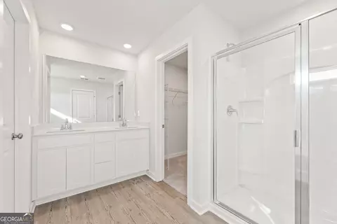 Entry Way - 8038 Dickens Dr, Fairburn, GA 30213 photo 6 of 7
