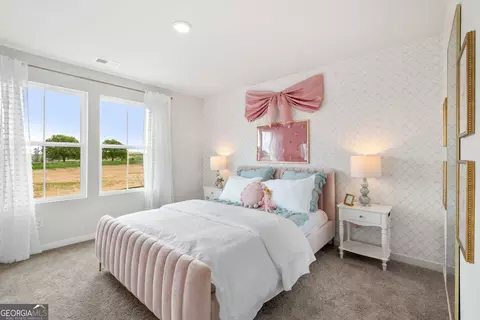 Bedroom - 8035 Dickens Dr, Fairburn, GA 30213 photo 4 of 9