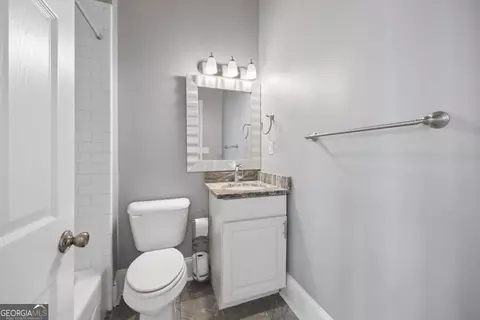 Bath - Undisclosed, Savannah, GA 31401 photo 1 of 3