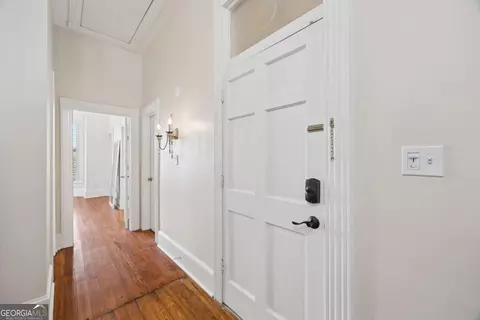 Entry Way - Undisclosed, Savannah, GA 31401 photo 3 of 3