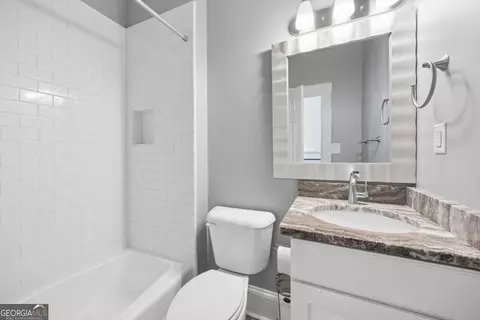 Bath - Undisclosed, Savannah, GA 31401 photo 2 of 3