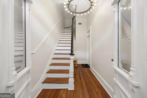 Entry Way - Undisclosed, Savannah, GA 31401 photo 2 of 3