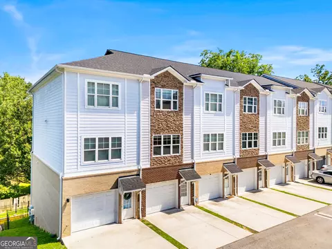 2021 Ocean Dr, Atlanta, GA 30318