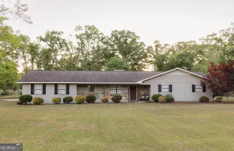6788 Ga Highway 121 SE, Surrency, GA 31563