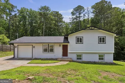 371 Pine Valley Rd SW, Mableton, GA 30126