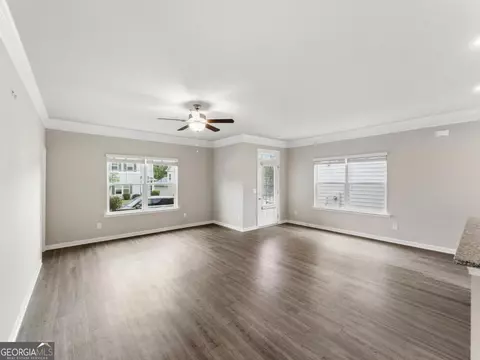Living - 1272 Towne Square Ct, Athens, GA 30607 photo 2 of 4