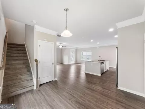 Entry Way - 1272 Towne Square Ct, Athens, GA 30607 photo 1 of 3