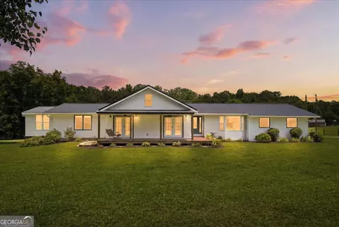 330 Sandy Lake Cir, Fayetteville, GA 30214