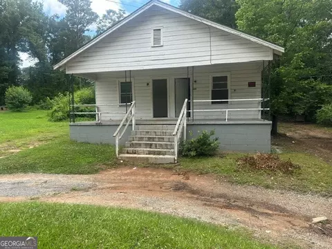 819 N 9th St, Griffin, GA 30223