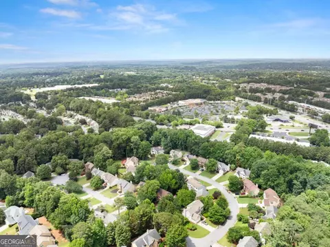 View/Area - 415 Fairford Ln, Duluth, GA 30097 photo 4 of 7