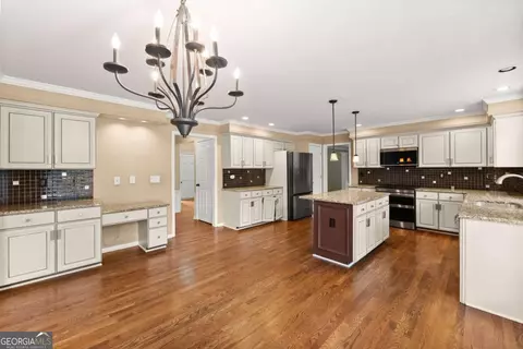 Kitchen - 415 Fairford Ln, Duluth, GA 30097 photo 6 of 6