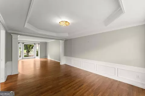 Living - 415 Fairford Ln, Duluth, GA 30097 photo 3 of 7