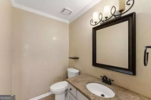 Bath - 415 Fairford Ln, Duluth, GA 30097 photo 1 of 7