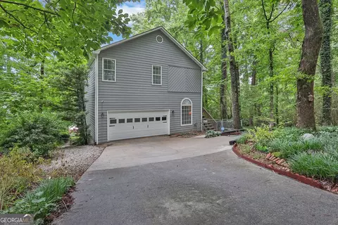 8788 Lake Dr, Snellville, GA 30039