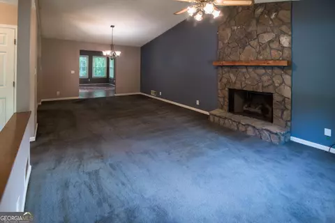 Living - 3881 Vicki Ct, Duluth, GA 30096 photo 2 of 4