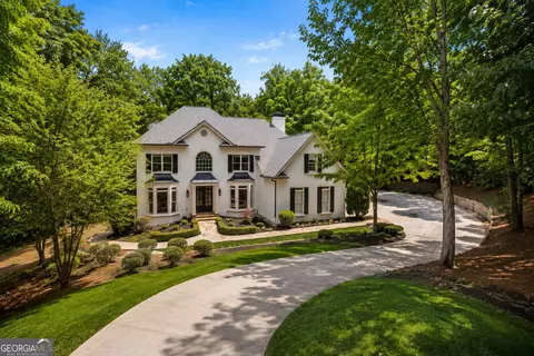 110 Valley Summit Ct, Roswell, GA 30075