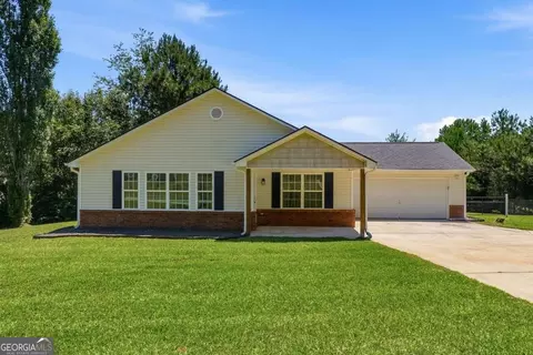 275 Jack Russell Rd, Newnan, GA 30263