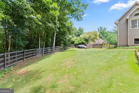 Exterior - 136 Riverview Dr, Suwanee, GA 30024 photo 17 of 21