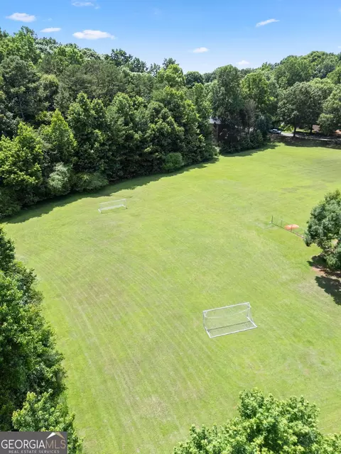 View/Area - 136 Riverview Dr, Suwanee, GA 30024 photo 7 of 12