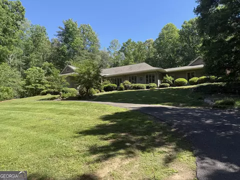 386 Stewart Ln, Clarkesville, GA 30523