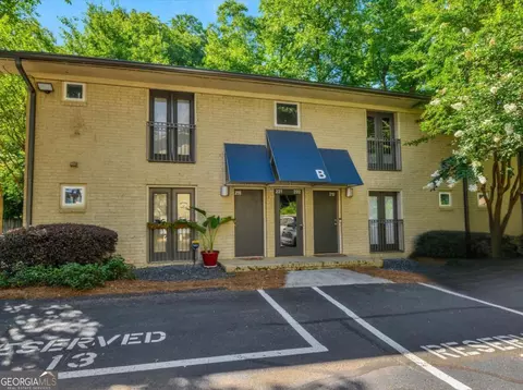 2023 Oakview Rd SE #222, Atlanta, GA 30317