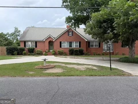 1501 Parkway Dr, Vidalia, GA 30474