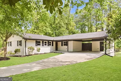 7170 Linda Dr, Lithia Springs, GA 30122
