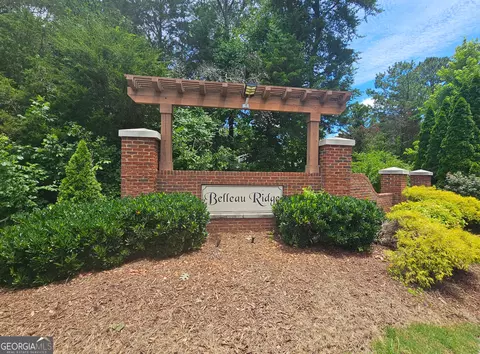 6979 Neville Dr, Ooltewah, TN 37363