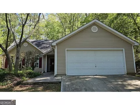 300 Lakeside Dr, Covington, GA 30016 photo 2