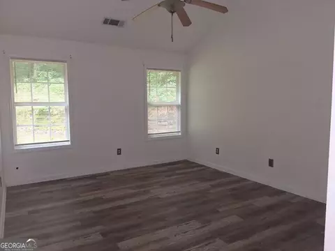 300 Lakeside Dr, Covington, GA 30016 photo 12