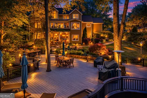 6719 Grand Marina Cir, Gainesville, GA 30506